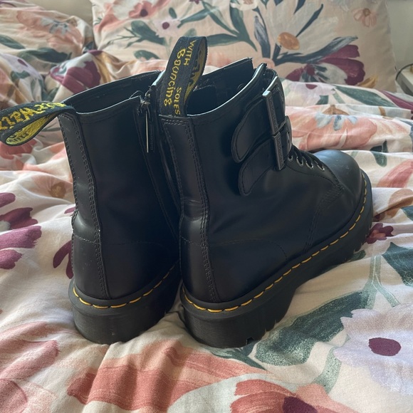 Dr Martens. Size US 8 - EU 39 - Picture 3 of 5